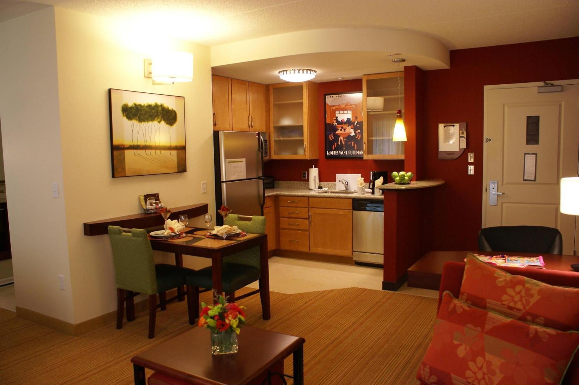 Residence Inn Pittsburgh Monroeville/Wilkins Township Szoba fotó